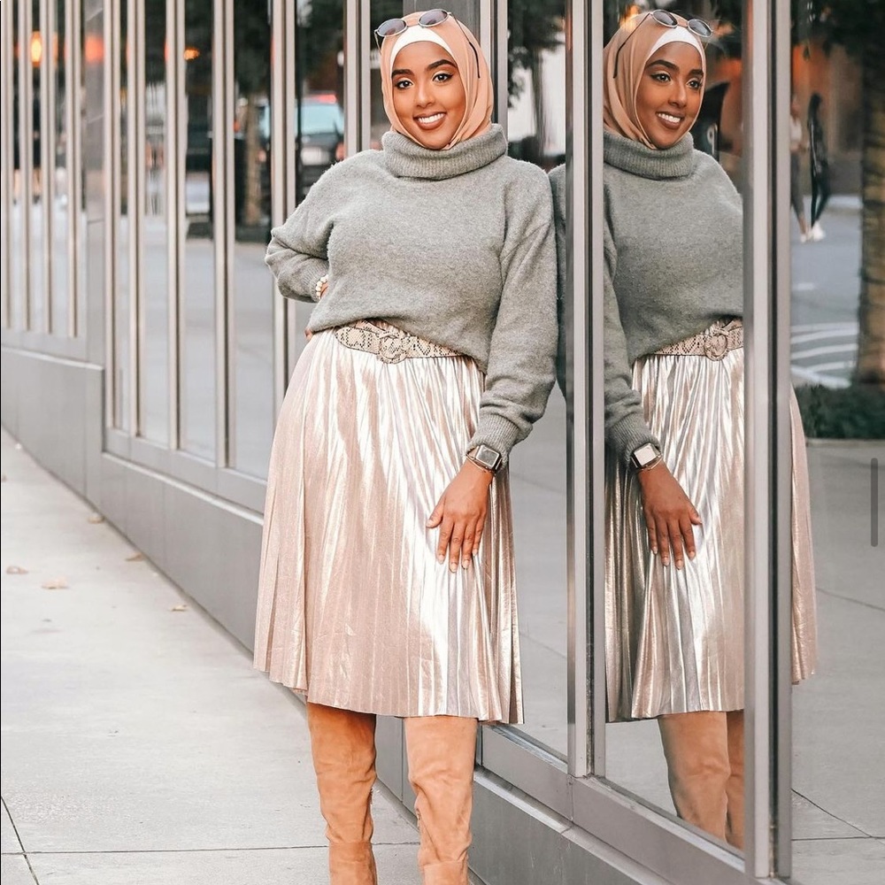 Pleated champagne skirt